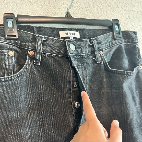 Women’s Re/Done High Rise 70s Stovepipe Jeans 31 Aged Black Button Fly Raw Hem - Picture 4 of 12